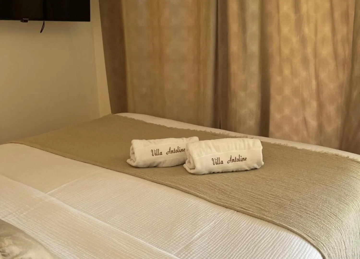Villa Antoline Cagnes-sur-Mer Bed & Breakfast