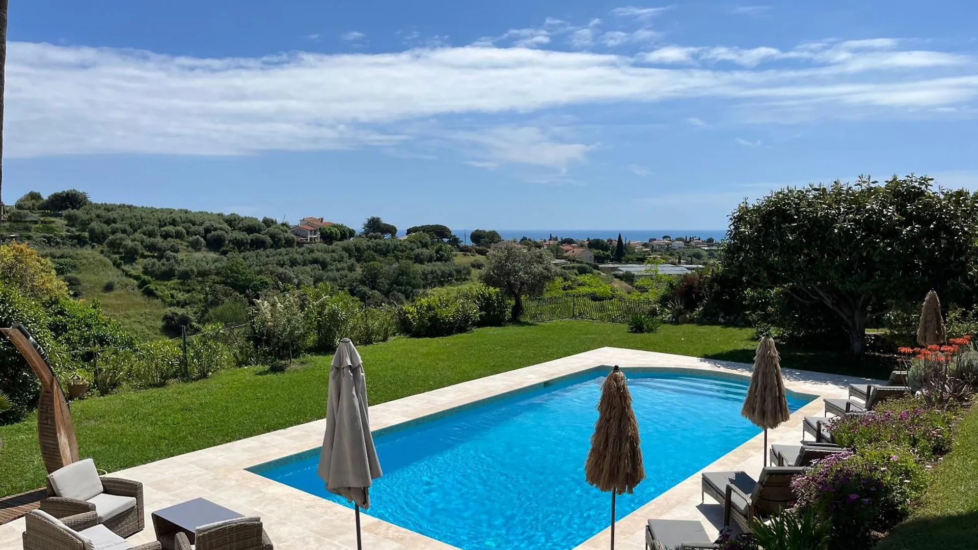 Villa Antoline Cagnes-sur-Mer 3*,  France